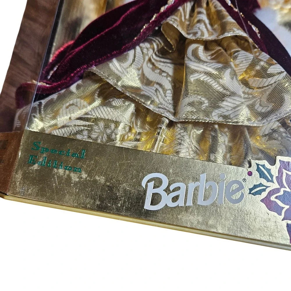 Mattel 1996 Happy Holidays Barbie Special Edition Hallmark Doll 15646‎ NIB